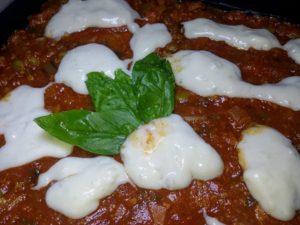 Lasagne Vegane con Ragù di Verdure e Soia e Piselli