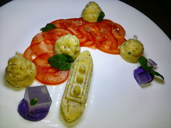 Polentina Gourmet di Mais all'Aneto e Alloro con Crema di Tofu al Cavolo Viola